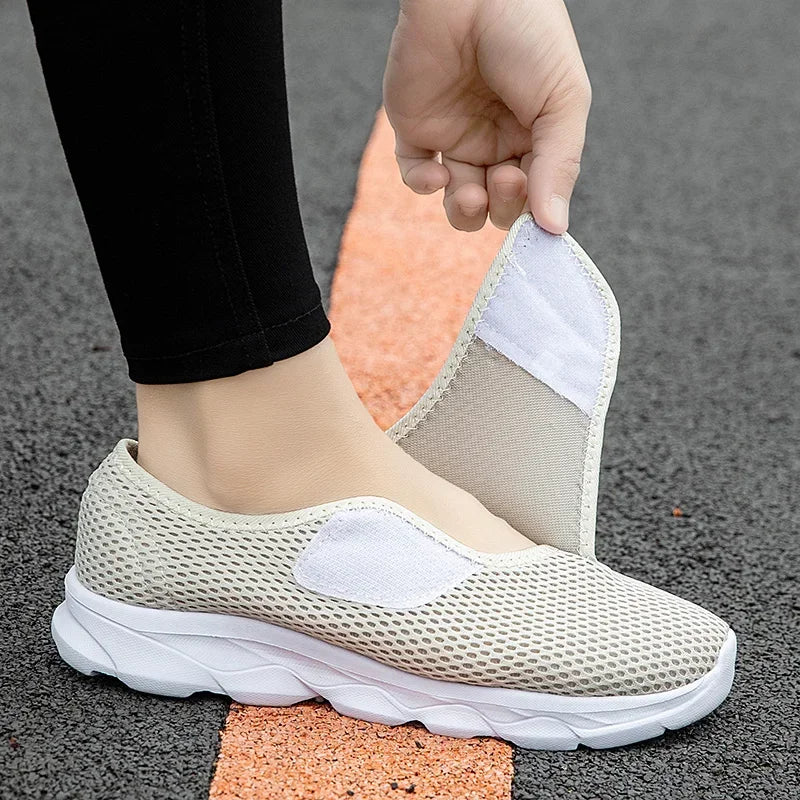 Chaussure orthopédique pieds larges et gonflés - Réglable et souple