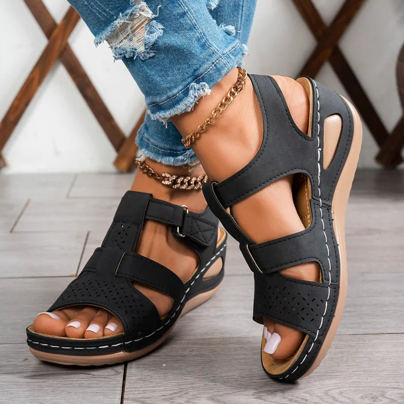 Sandale orthopédique femme compensée — Confort anatomique pour pieds sensibles