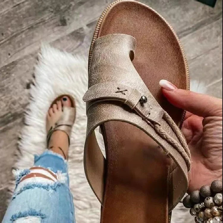 Sandale orthopédique hallux valgus femme — Correcteur d'oignon intégré