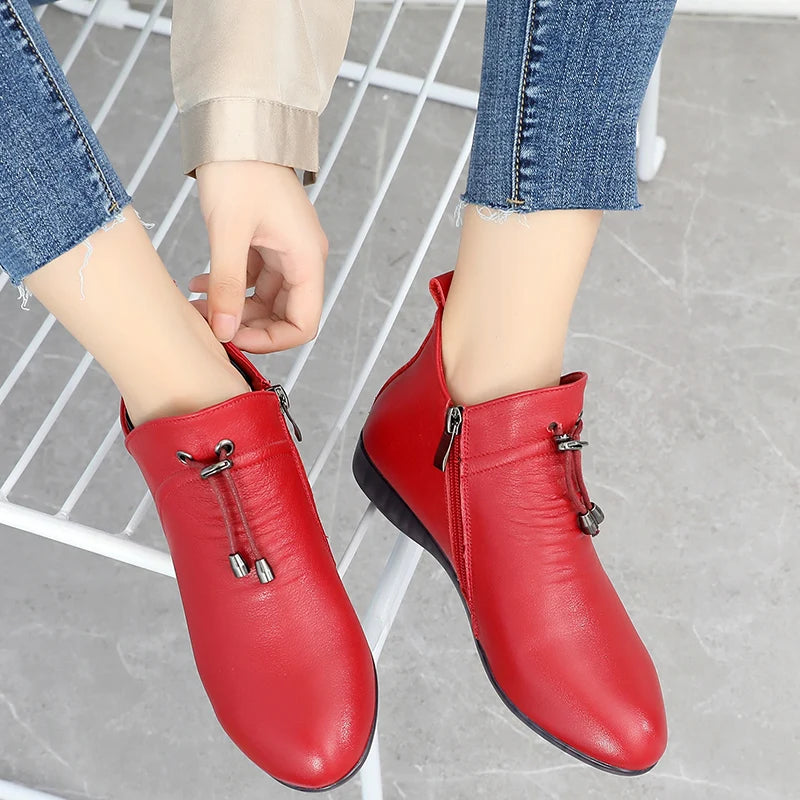 Bottine orthopédique femme en cuir pour pied sensible, chaleur et maintien.