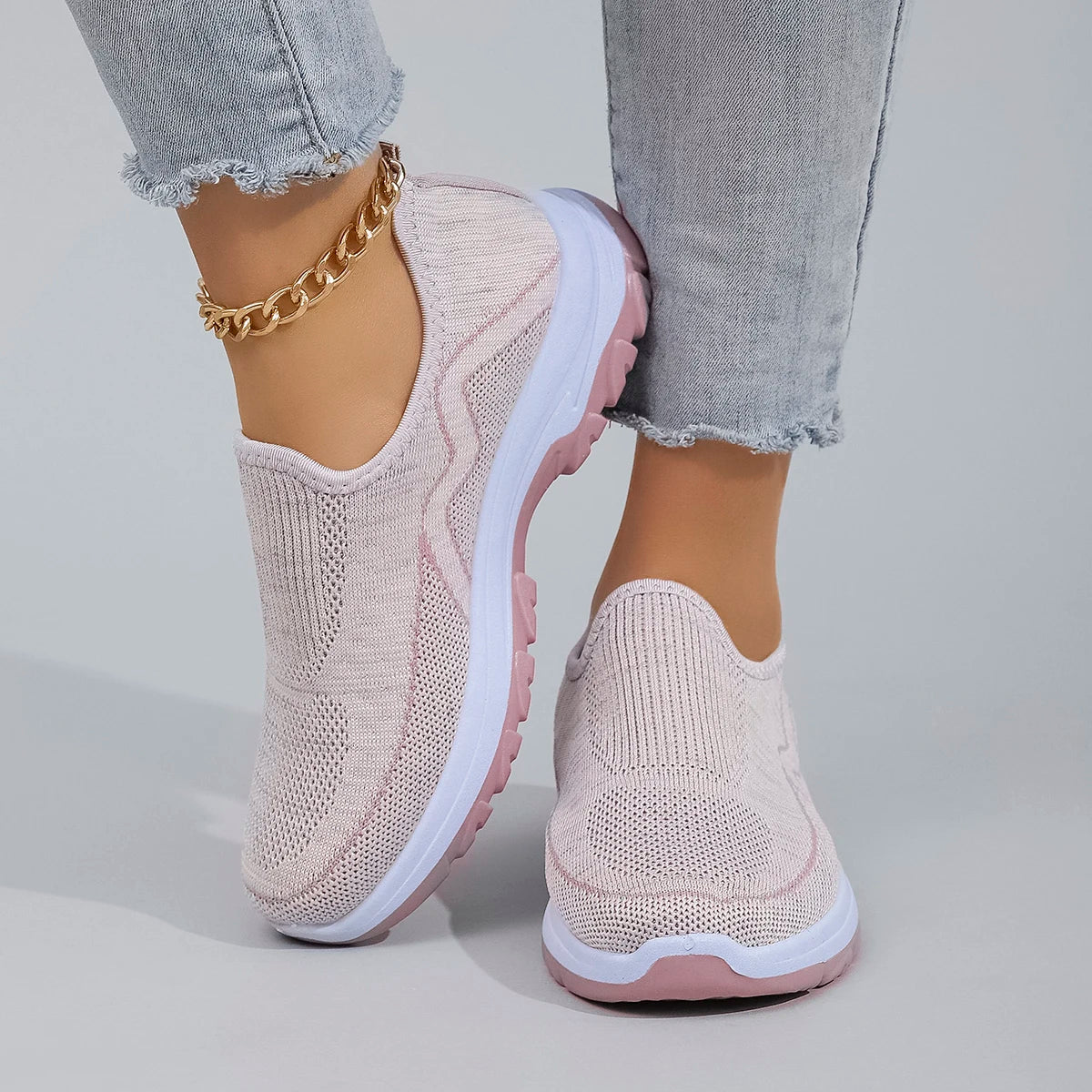 Chausson orthopédique femme à enfiler, légère et semelle souple