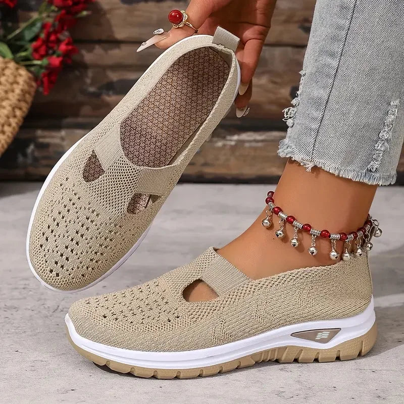 Chaussure orthopédique femme à enfiler, beige