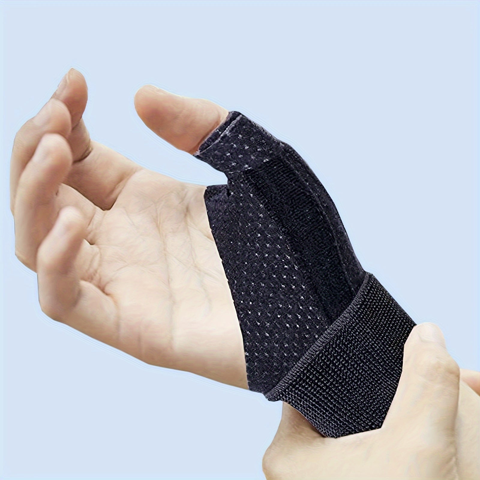 Une pice de support pour pouce et poignet tout neuf avec attelle intgre sangle rglable et respirante convient aux deux mains unisexe un cadeau idal pour les anniversaires et les ftes