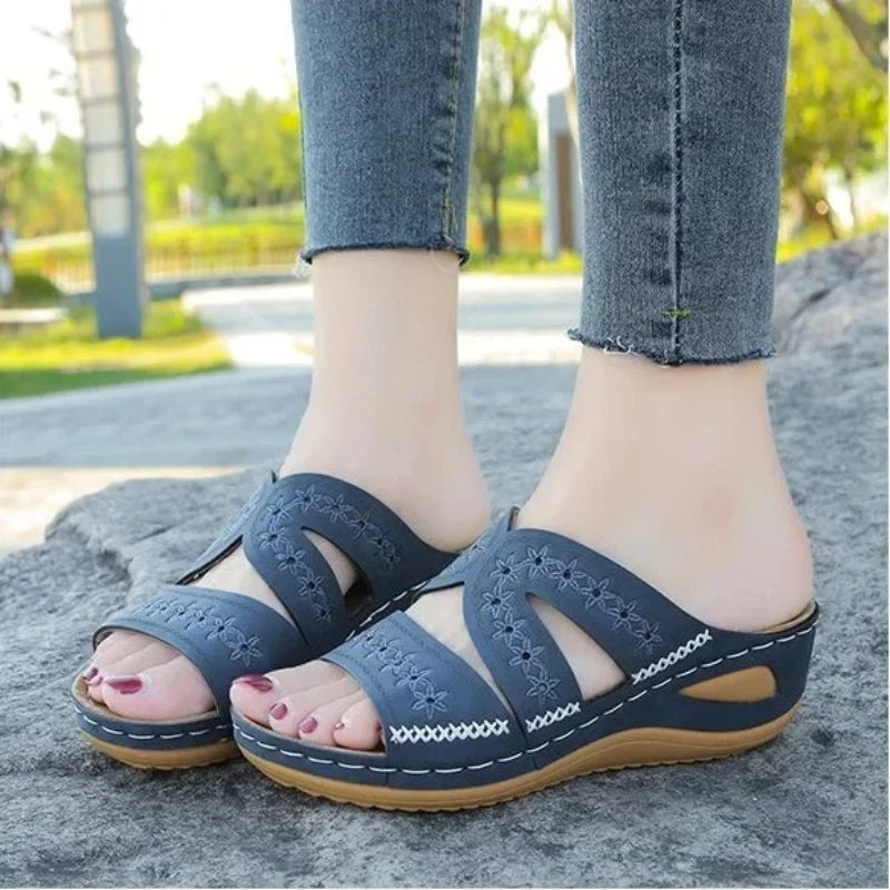 Sandale orthopédique femme compensée, confort été